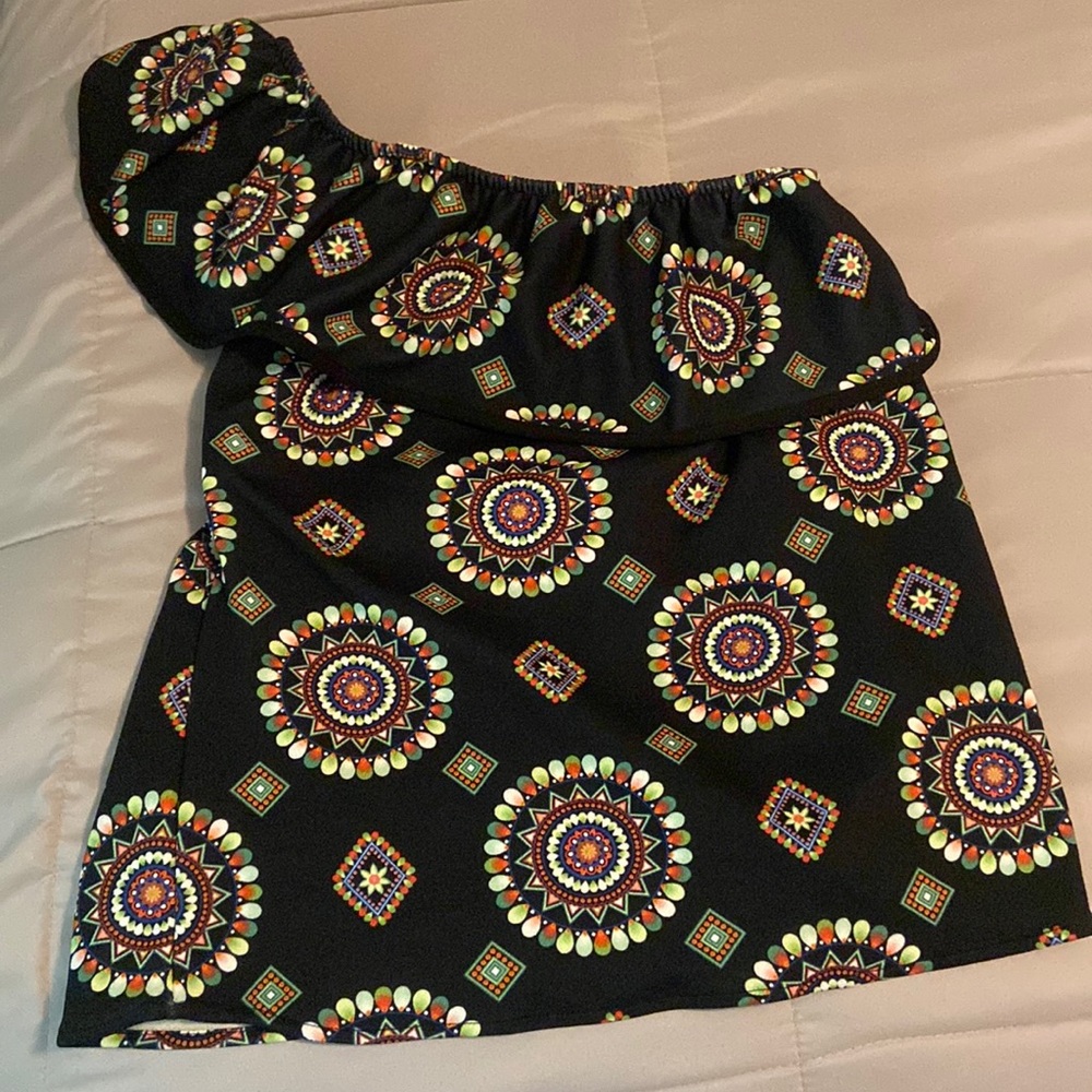 One shoulder ,sexy blouse